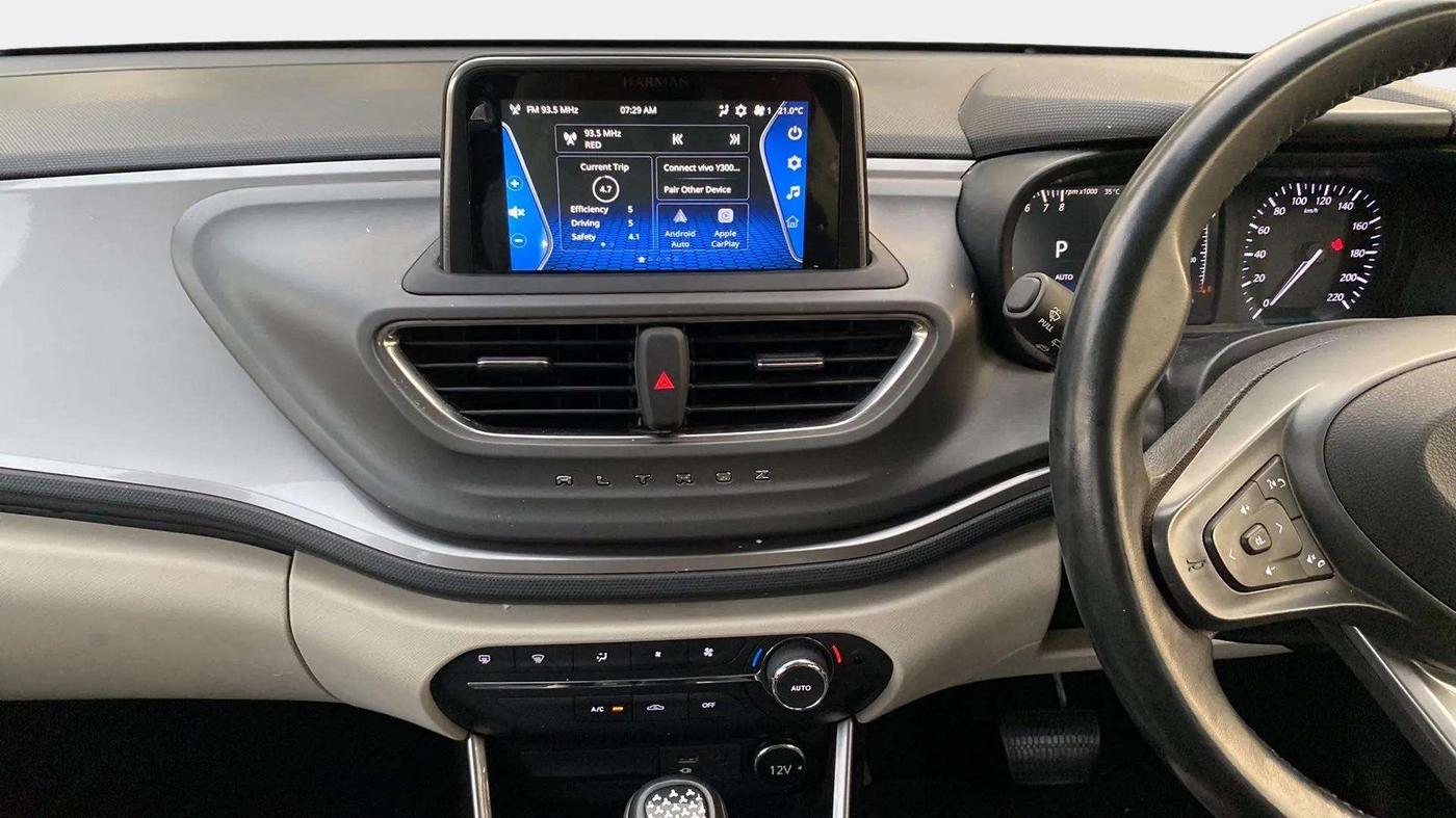 2022 Tata ALTROZ XZA, Petrol, Automatic, 30,709 km, Air Conditioner