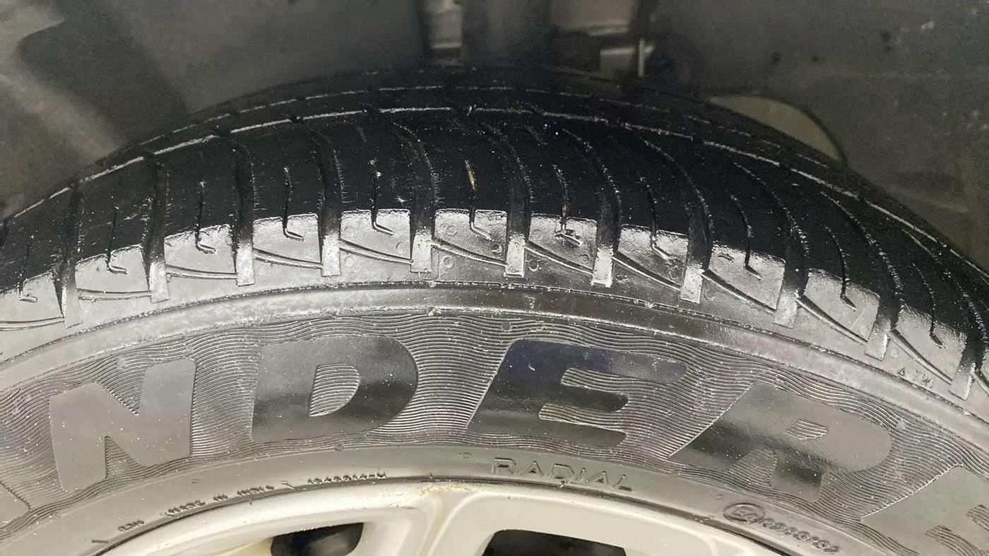 2016 Ford Ecosport TITANIUM 1.5L PETROL AT, Petrol, Automatic, 71,572 km, Left Front Tyre Tread