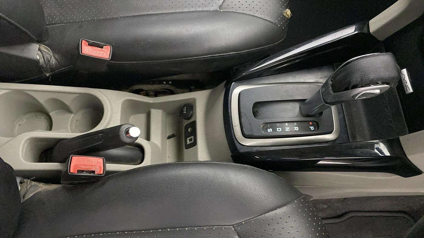 2016 Ford Ecosport TITANIUM 1.5L PETROL AT, Petrol, Automatic, 71,572 km, Gear Lever