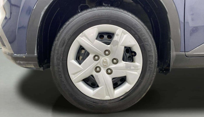 2021 Hyundai VENUE S 1.2, Petrol, Manual, 50,965 km, Left Front Wheel