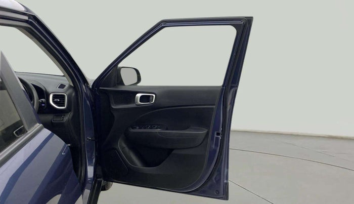 2021 Hyundai VENUE S 1.2, Petrol, Manual, 50,965 km, RHS Front Door