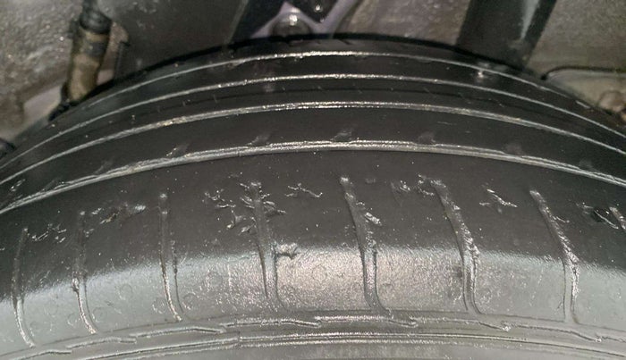 2021 Hyundai VENUE S 1.2, Petrol, Manual, 50,965 km, Left Rear Tyre Tread