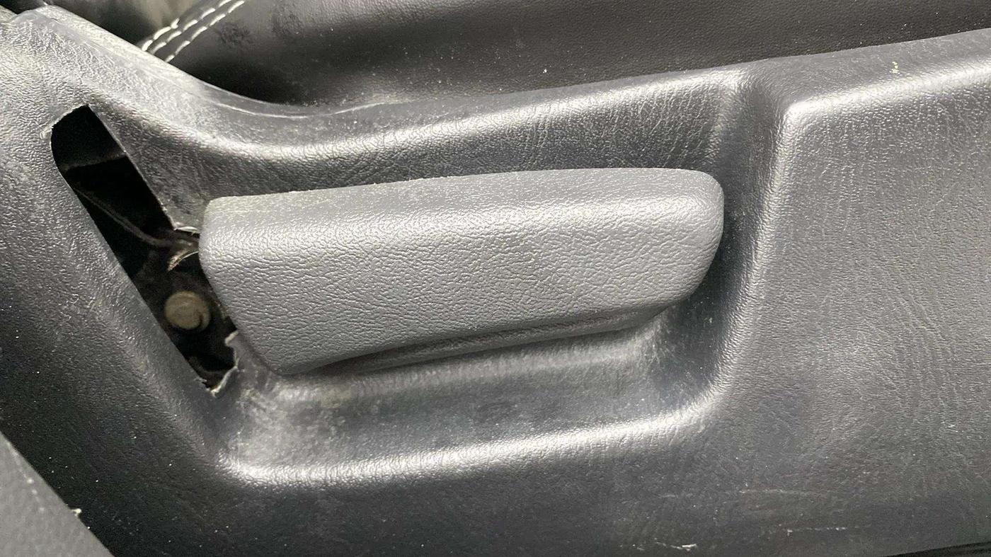 2016 Maruti Alto K10 VXI, Petrol, Manual, 77,375 km, Driver Side Adjustment Panel