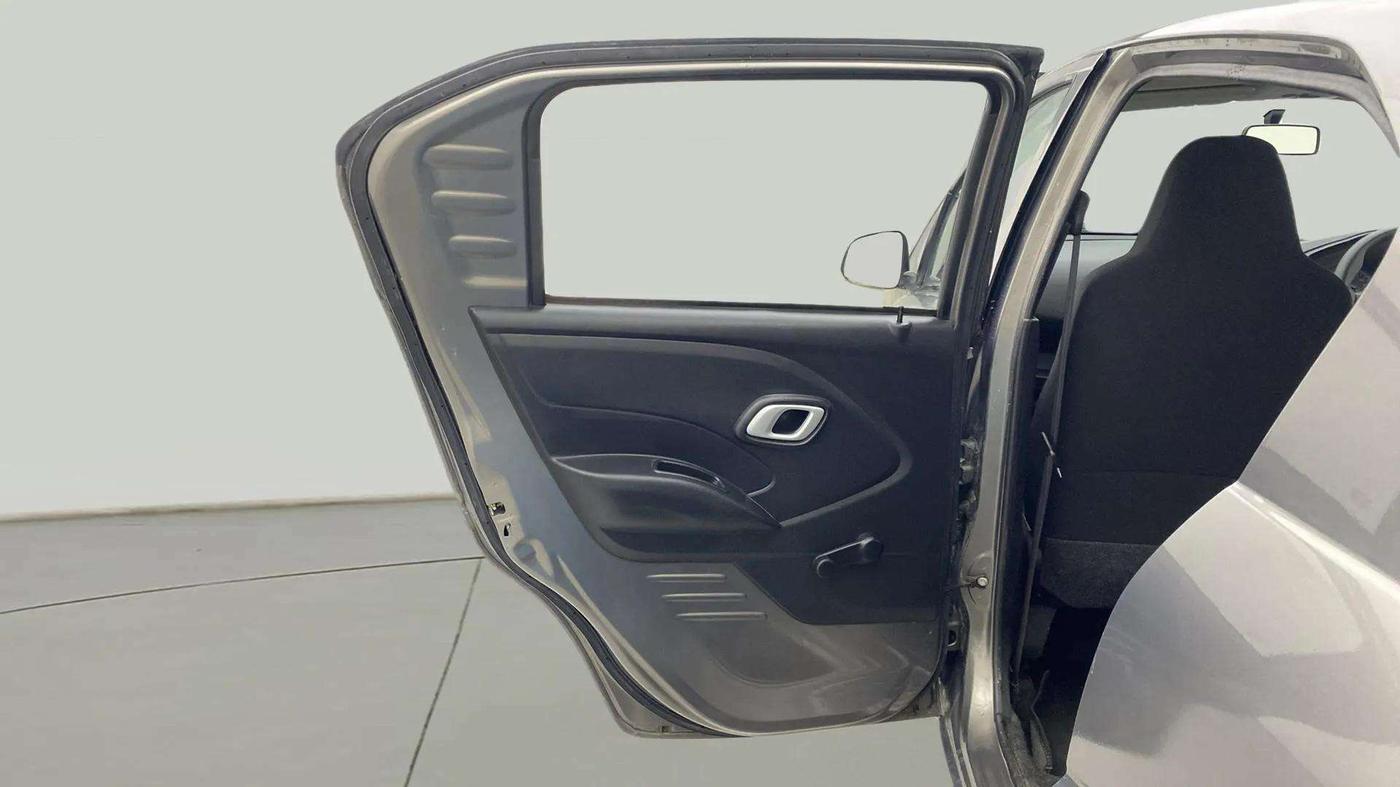 2018 Datsun Redi Go S 1.0 AMT, Petrol, Automatic, 30,491 km, LHS Rear Door