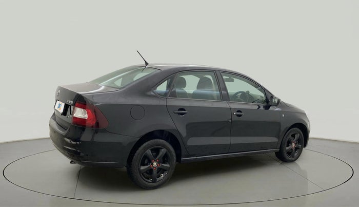 2013 Skoda Rapid ELEGANCE 1.6 MPI MT, Petrol, Manual, 64,640 km, Right Back Diagonal
