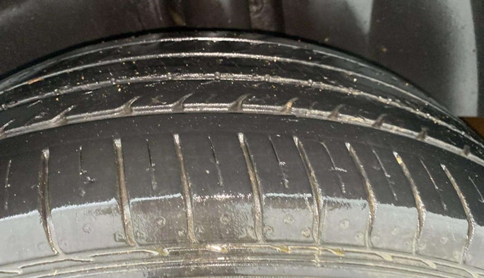 2020 MG HECTOR PLUS SHARP 1.5 PETROL TURBO DCT 6-STR, Petrol, Automatic, 44,610 km, Left Rear Tyre Tread