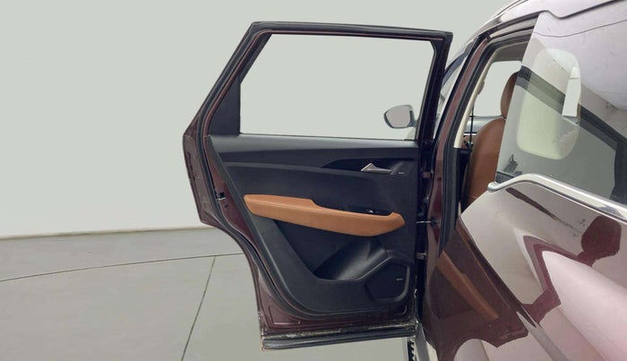 2020 MG HECTOR PLUS SHARP 1.5 PETROL TURBO DCT 6-STR, Petrol, Automatic, 44,610 km, LHS Rear Door