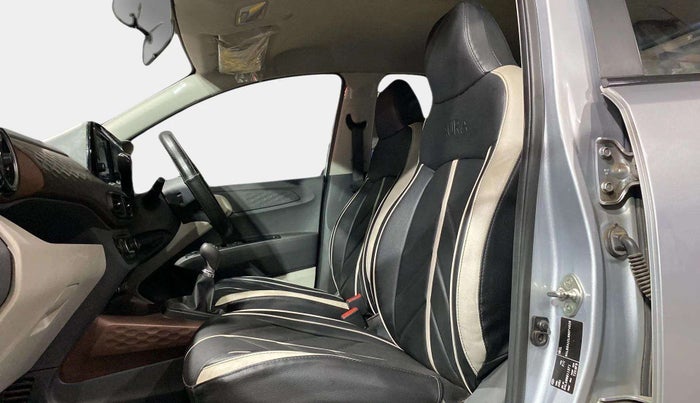 2021 Hyundai AURA SX 1.2 (O), Petrol, Manual, 17,132 km, Right Side Front Door Cabin