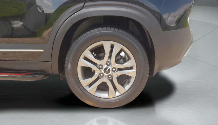 2022 KIA SELTOS HTX 1.5 PETROL, Petrol, Manual, 17,396 km, Left Rear Wheel