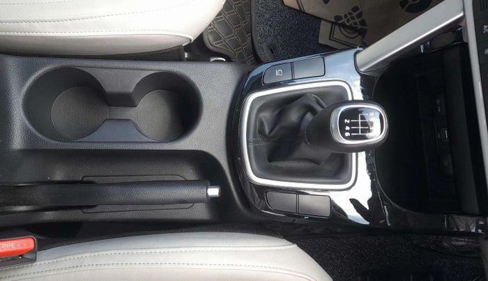 2022 KIA SELTOS HTX 1.5 PETROL, Petrol, Manual, 17,396 km, Gear Lever