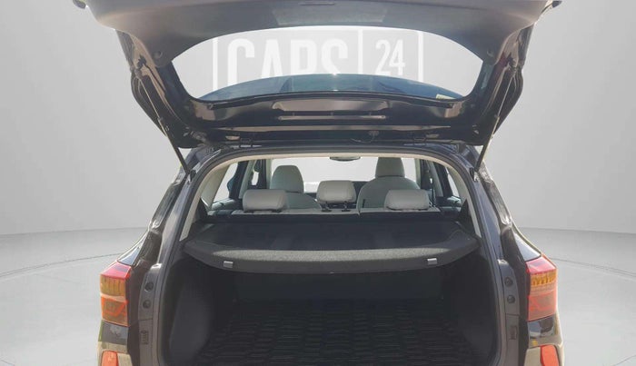 2022 KIA SELTOS HTX 1.5 PETROL, Petrol, Manual, 17,396 km, Boot Door Open