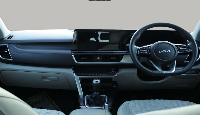 2022 KIA SELTOS HTX 1.5 PETROL, Petrol, Manual, 17,396 km, Dashboard