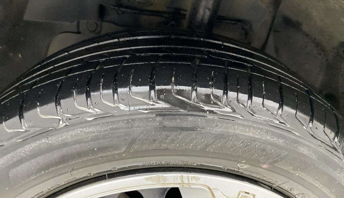 2021 Tata NEXON XZ DIESEL, Diesel, Manual, 66,254 km, Left Front Tyre Tread