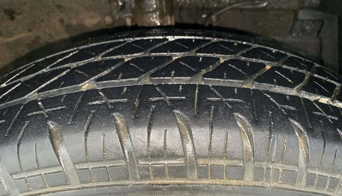 2017 Maruti Swift VXI, Petrol, Manual, 47,736 km, Right Front Tyre Tread