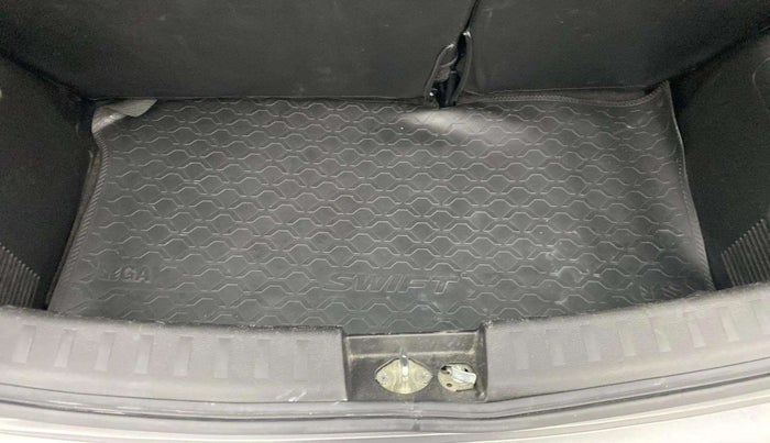 2017 Maruti Swift VXI, Petrol, Manual, 47,736 km, Boot Inside