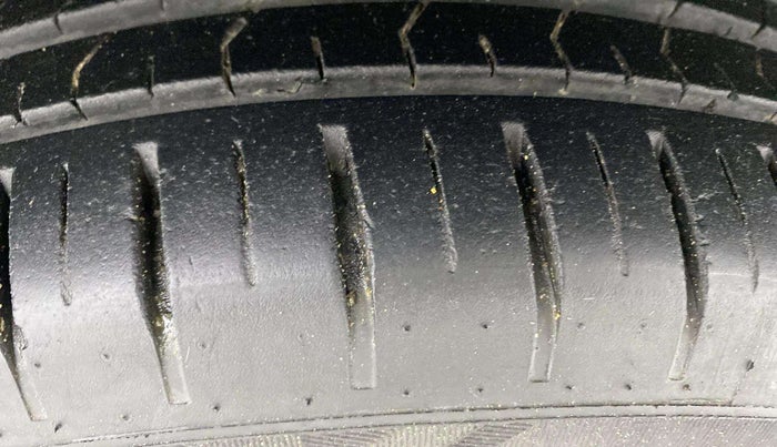 2022 Maruti Baleno ALPHA PETROL 1.2, Petrol, Manual, 17,730 km, Right Rear Tyre Tread