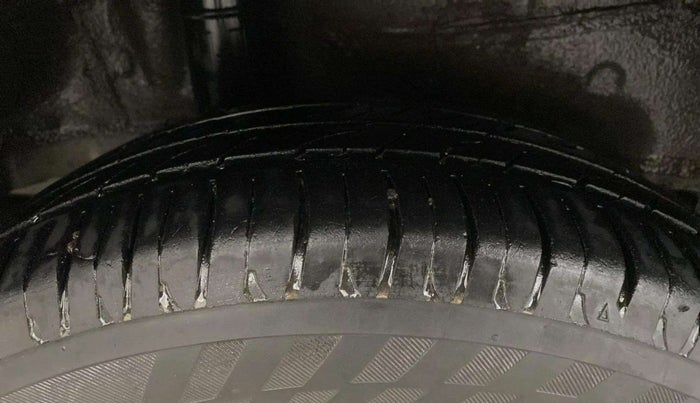 2017 Honda Jazz 1.2L I-VTEC V AT, Petrol, Automatic, 81,797 km, Right Rear Tyre Tread
