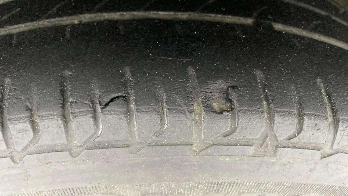2019 Maruti Baleno ALPHA PETROL 1.2, Petrol, Manual, 91,662 km, Left Front Tyre Tread