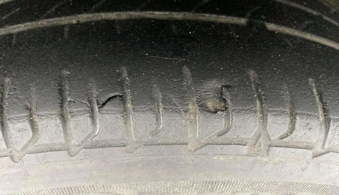 2019 Maruti Baleno ALPHA PETROL 1.2, Petrol, Manual, 91,640 km, Left Front Tyre Tread