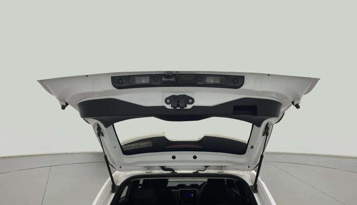 2021 Nissan MAGNITE XV PREMIUM TURBO CVT, Petrol, Automatic, 47,464 km, Boot Door Open
