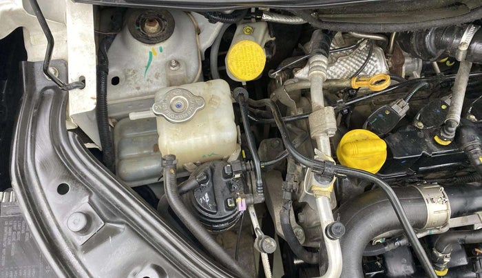 2021 Nissan MAGNITE XV PREMIUM TURBO CVT, Petrol, Automatic, 47,464 km, Engine View - Right