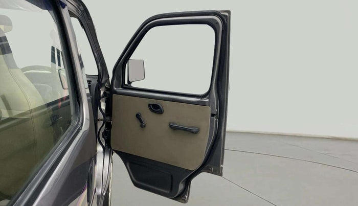 2014 Maruti Eeco 5 STR WITH A/C+HTR, Petrol, Manual, 61,034 km, RHS Front Door