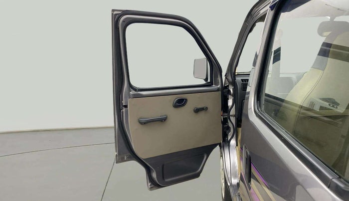 2014 Maruti Eeco 5 STR WITH A/C+HTR, Petrol, Manual, 61,034 km, LHS Front Door