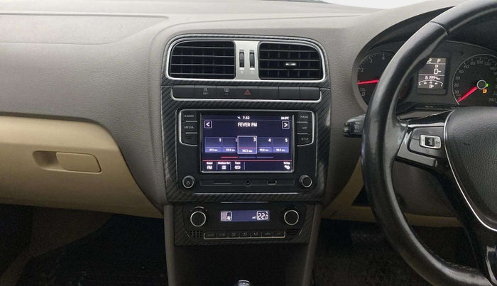 2017 Volkswagen Vento HIGHLINE PETROL AT, Petrol, Automatic, 61,985 km, Air Conditioner
