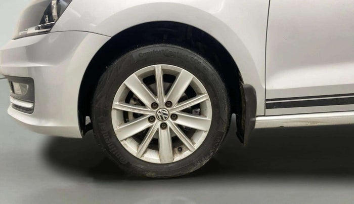 2017 Volkswagen Vento HIGHLINE PETROL AT, Petrol, Automatic, 61,985 km, Left Front Wheel