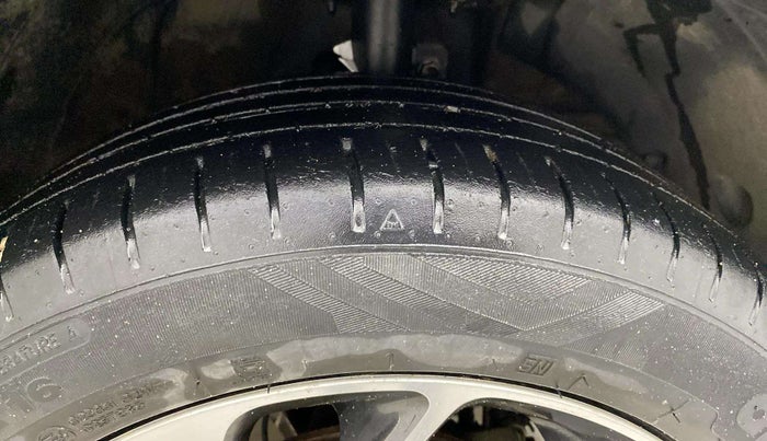 2019 Maruti Baleno ZETA PETROL 1.2, Petrol, Manual, 54,489 km, Right Front Tyre Tread