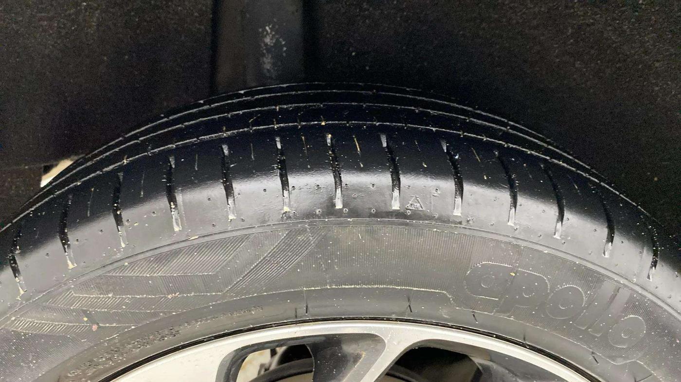2019 Maruti Baleno ZETA PETROL 1.2, Petrol, Manual, 54,489 km, Right Rear Tyre Tread
