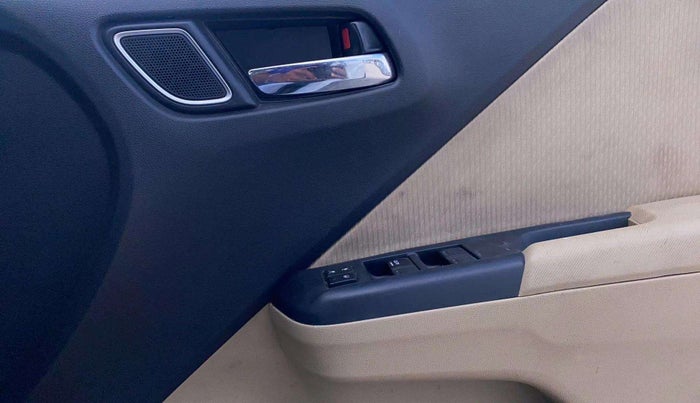 2019 Honda City 1.5L I-VTEC V MT, Petrol, Manual, 40,333 km, Driver Side Door Panels Control