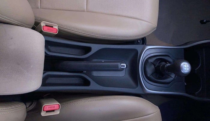 2019 Honda City 1.5L I-VTEC V MT, Petrol, Manual, 40,333 km, Gear Lever
