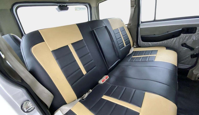 2022 Mahindra Bolero B4, Diesel, Manual, 48,373 km, Right Side Rear Door Cabin