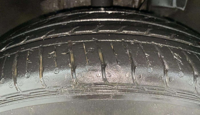 2022 Tata Tiago XZ PETROL, Petrol, Manual, 43,500 km, Right Front Tyre Tread