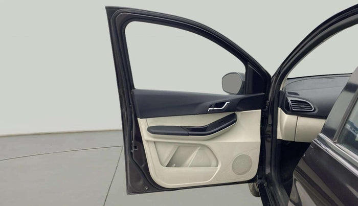 2022 Tata Tiago XZ PETROL, Petrol, Manual, 43,500 km, LHS Front Door