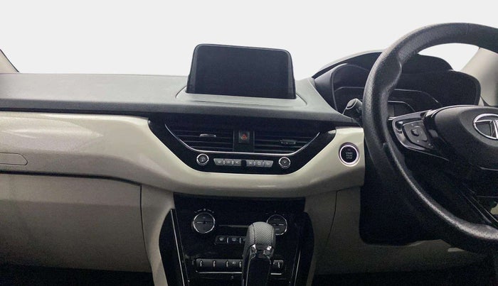 2020 Tata NEXON XZA PLUS SUNROOF DUAL TONE PETROL, Petrol, Automatic, 59,979 km, Air Conditioner