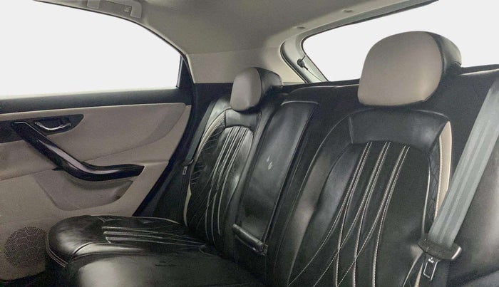 2020 Tata NEXON XZA PLUS SUNROOF DUAL TONE PETROL, Petrol, Automatic, 59,979 km, Right Side Rear Door Cabin