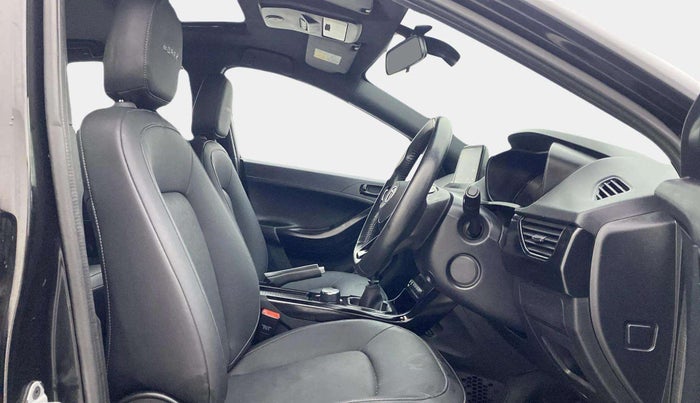 2021 Tata NEXON XZ PLUS (O) PETROL DARK EDITION, Petrol, Manual, 13,344 km, Right Side Front Door Cabin