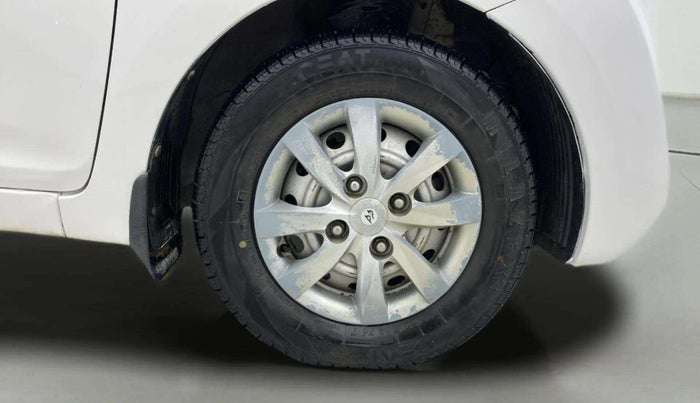 2015 Hyundai Eon ERA +, Petrol, Manual, 45,544 km, Right Front Wheel