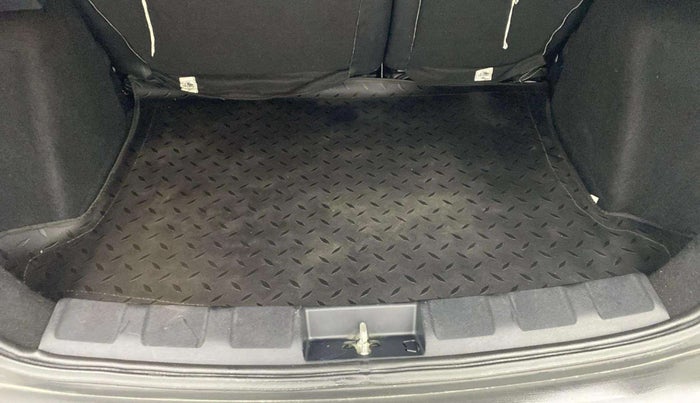 2021 Tata NEXON XZA PLUS (O) DIESEL, Diesel, Automatic, 21,649 km, Boot Inside