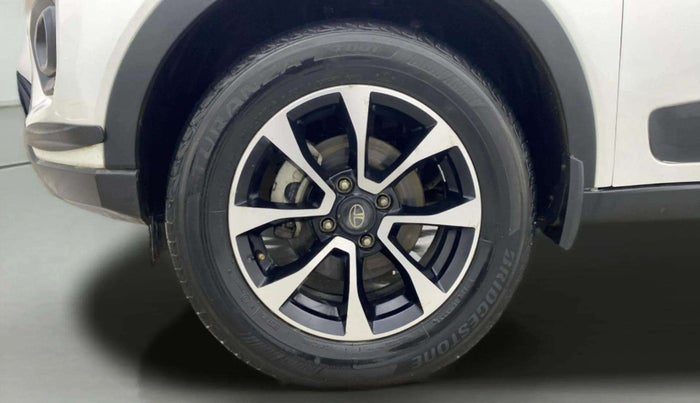 2021 Tata NEXON XZA PLUS (O) DIESEL, Diesel, Automatic, 21,649 km, Left Front Wheel