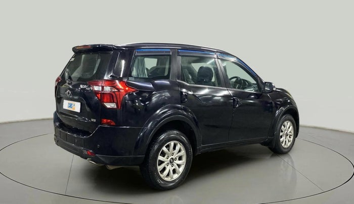 2019 Mahindra XUV500 W9, Diesel, Manual, 35,650 km, Right Back Diagonal
