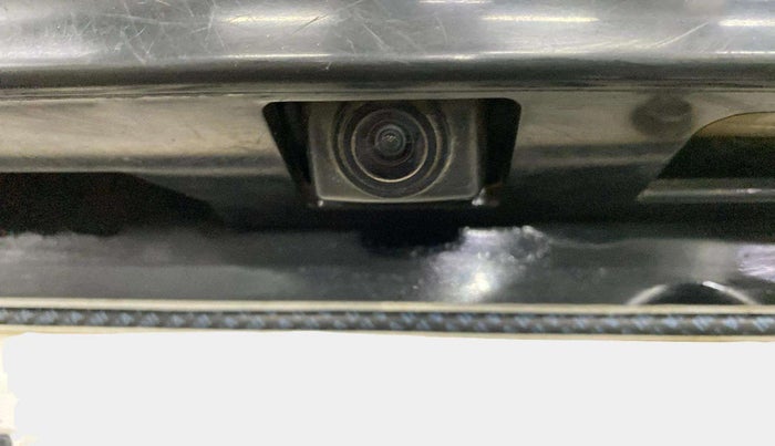 2019 Mahindra XUV500 W9, Diesel, Manual, 35,650 km, Parking Camera
