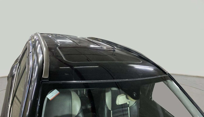 2019 Mahindra XUV500 W9, Diesel, Manual, 35,650 km, Roof