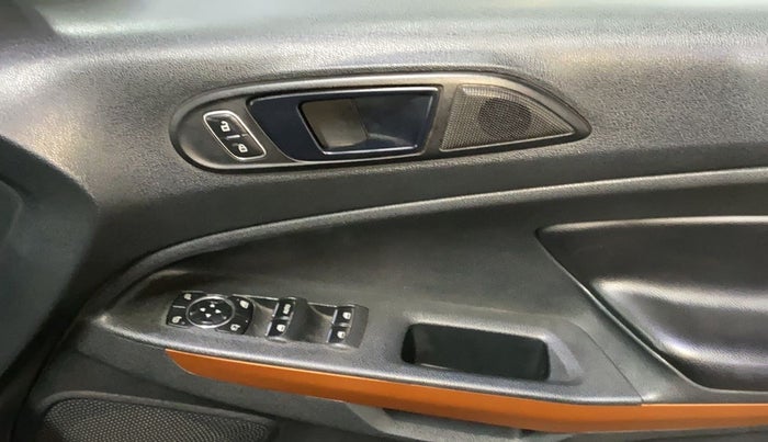 2018 Ford Ecosport TITANIUM 1.5L SPORTS(SUNROOF) DIESEL, Diesel, Manual, 80,641 km, Driver Side Door Panels Control