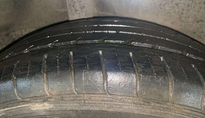 2017 Honda WR-V 1.2L I-VTEC S MT, Petrol, Manual, 52,122 km, Right Rear Tyre Tread