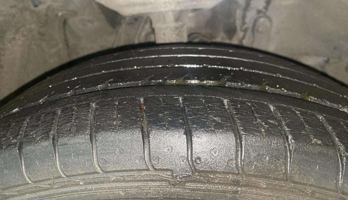 2017 Honda WR-V 1.2L I-VTEC S MT, Petrol, Manual, 52,122 km, Right Front Tyre Tread