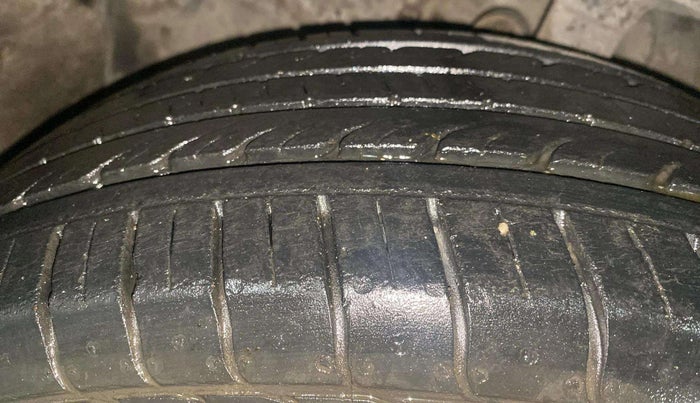 2017 Honda WR-V 1.2L I-VTEC S MT, Petrol, Manual, 52,122 km, Left Front Tyre Tread