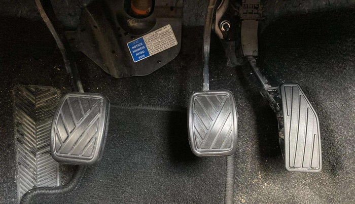 2022 Maruti Baleno DELTA PETROL 1.2, Petrol, Manual, 1,03,379 km, Pedals